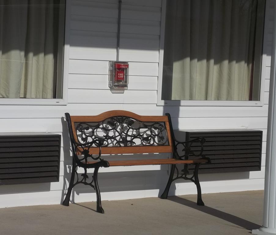 Douglas Inn & Suites, Blue Ridge, Ga Exterior foto
